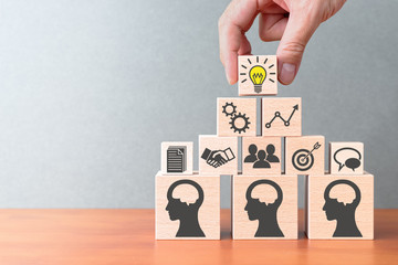 Whiteout生存在11个月内超过4亿美元