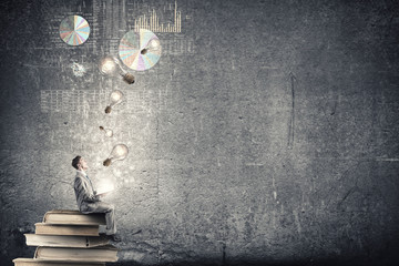 160cm、45kg的男生该如何穿衣搭配啊、春、夏、秋季。