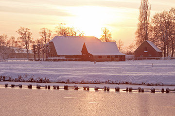 乌克兰、冠状病毒肺炎和ATT战争：市场低迷分析